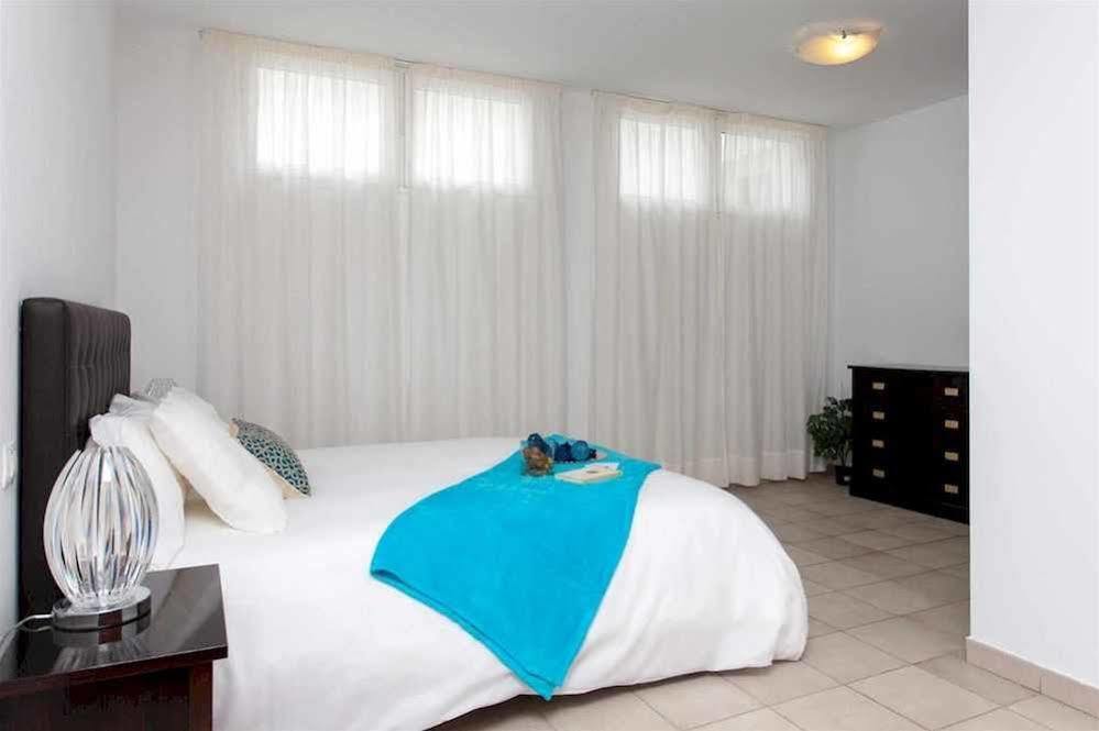 Villa Acacia Коралео Екстериор снимка